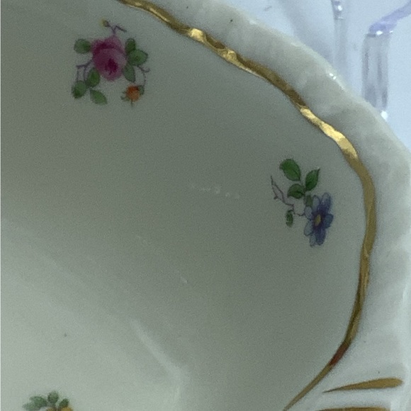 Vintage Warwick China Floral Bowl with Attached Underplate - Picture 8 of 14
